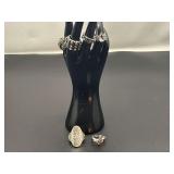 Fashion estate jewelry, includes six metal stretch rings, see pictures for details.
