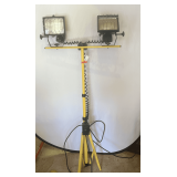 Halogen work lights with stand, see pictures for details.