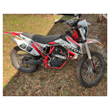 XB88 DIRT BIKE