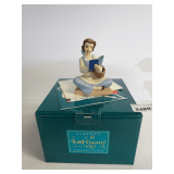 Walt Disney Classics Collection Beauty and the Beast Belle Bookish Beauty Sculpture