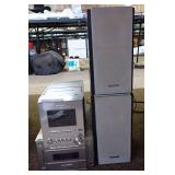 Panasonic SA-PM17 CD Stereo System with Speakers