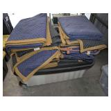 LARGE GROUP OF MOVING BLANKETS, INCLUDES LARGE TOTE