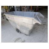 RUBBERMAID COMMERCIAL PRODUCTS TILT TRUCK CART