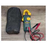 AC CLAMP METER WITH CASE
