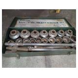 VERY LARGE PITTSBURGH 1-IN DRIVE SOCKET WRENCH SET WITH SIZES UP TO 3-1/8 IN, INCLUDES METAL CASE