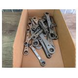 RATCHETING BOX WRENCHES