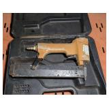 BOSTITCH MODEL T29 AIR POWERED BRAD GUN IN BLACK & DECKER CASE