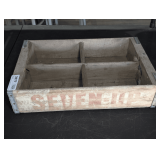 VINTAGE 7UP CRATE