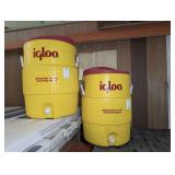 PAIR OF IGLOO INDUSTRIAL 10 GALLON DRINKING WATER COOLERS WITH SPIGOTS