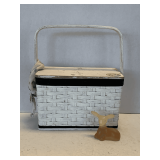 VINTAGE WHITE BASKET/POCKETBOOK & VINTAGE AVON 'PRECIOUS DOE' DECANTER FULL OF COLOGNE