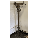 ANTIQUE BRASS ALADDIN KEROSENE FLOOR LAMP (NO GLOBE) 57 1/2' TALL X 16' WIDE