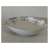 VINTAGE MIKASA FINE CHINA 'BEVILLE' (WHITE WITH PATTERNS OF BLUE ROSES W/ GOLD TRIM) - 8' SERVING BOWL