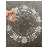 VINTAGE ROUND FEDERAL GLASS 'SHARON' CLEAR FOOTED CAKE PLATE