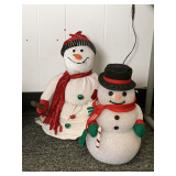 ACRYLIC LIGHTED SNOWMAN 12 1/2' TALL X 6' WIDE & ANIMATED KNIT SNOWMAN 17' TALL X 10' WIDE