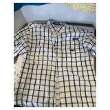 3 MEN'S FISHING COLUMBIA SHIRTS - 2 LONG SLEEVE, 1 SHORT SLEEVE (UNSURE OF SIZE)