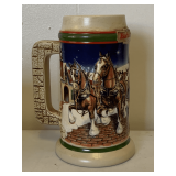 1998 BUDWEISER HOLIDAY STEIN 'GRANT'S FARM HOLIDAY'