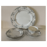 VINTAGE MIKASA FINE CHINA 'BEVILLE' (WHITE WITH PATTERNS OF BLUE ROSES W/ GOLD TRIM) - 5 PLACE SETTING