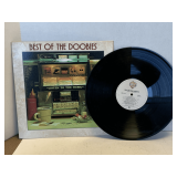 1976 THE DOOBIE BROTHERS LP 'BEST OF THE DOOBIES'
