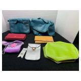 Assorted clutches, seven pieces, see pictures for details.