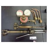 Harris Model 2500 Regulator and Victor Welding Torch Accessories
