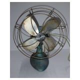 Le John Mfg. Co. Electric Desk Fan-Consignor States Working Condition, Could Use New Wiring