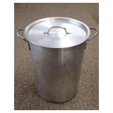 Large Aluminum Stock Pot with Lid and Accessories