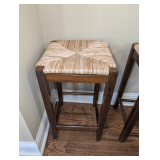 WOODEN BAR STOOL WITH WOVEN RUSH SEAT, MATCHES 8135