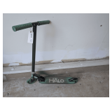 HALO TWO-WHEELED KICK SCOOTER WITH GREEN WHEELS