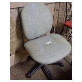 Adjustable Desk Chair