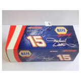 Action Racing 1:24 Scale 2004 Michael Waltrip #15 NAPA Stars & Stripes Monte Carlo Diecast