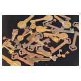 Lot of Mid Century Advertising Keys