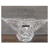 Marquis by Waterford Honour 8.5-inch Crystal Bowl With a Scalloped Rim and a Brilliant Starburst Pattern.
