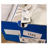 NEW- Adidas Campus Vulc Size 6