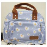 New - Yotrone Insulated Lunch Bag Featuring a Light Blue Fabric with a White Daisies