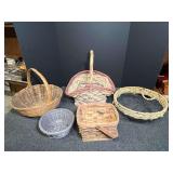 Collectible baskets, five pieces, see pictures for details.