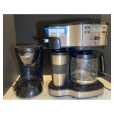Hamilton Beach 2-Way Coffee Maker and Kitchen Selectives Coffee Maker Lot, these items power up, see pictures for details.