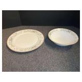 Farberware fine China platter and serving bowl, “Wellesley”, 2 pieces, see pictures for details.