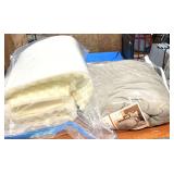 King size fleece blanket, “egg crate” foam topper, and more. See pictures for details.