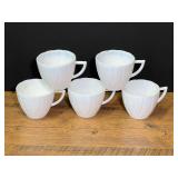 Vintage tea cups, set of five, see pictures for details.