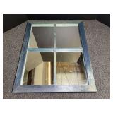 Occasional divided mirror, see pictures for details.