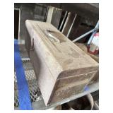 VINTAGE METAL TOOL BOX