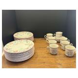 Garage… Lovely vintage Churchill English tableware, vintage "Briar Rose" pattern, approximately 30+ pieces, see pictures for details.