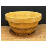 Kit...R.P. Co. Roseville Ohio Stoneware Mixing Bowl No. 305