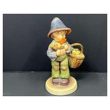 Garage…Vintage Goebel M.I. Hummel "Easter Greetings" Figurine, see pictures for details.
