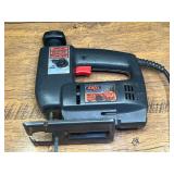 Garage… Skil auto scroll jigsaw 4355, powers up, working condition unknown. See pictures for details.