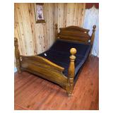 BR2…Wooden four poster headboard and footboard, rail slots for full and queen, comes with a lift bed base, no mattress, this piece does operate. See pictures for details.