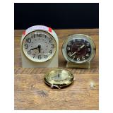 BR2… Vintage Westclox manual wind up alarm clocks, includes a Baby Ben. Also includes a vintage Seiko travel alarm clock. See pictures for details.