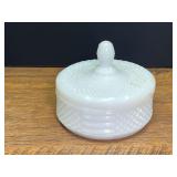 LR… Vintage milk glass powder dish with lid, has diamond pattern, believed vintage Westmoreland glass. See pictures for details.