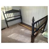BR1…Vintage/antique wooden spool/bobbin bed with characteristic spool-turned spindle rails, believed to be a Jenny Lind bed, full-size, comes with bed rails and slats, see pictures for details.
