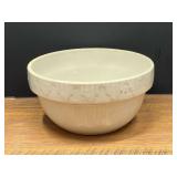 Kit...White Glazed Ceramic Mixing Bowl with Embossed Diamond Pattern Rim